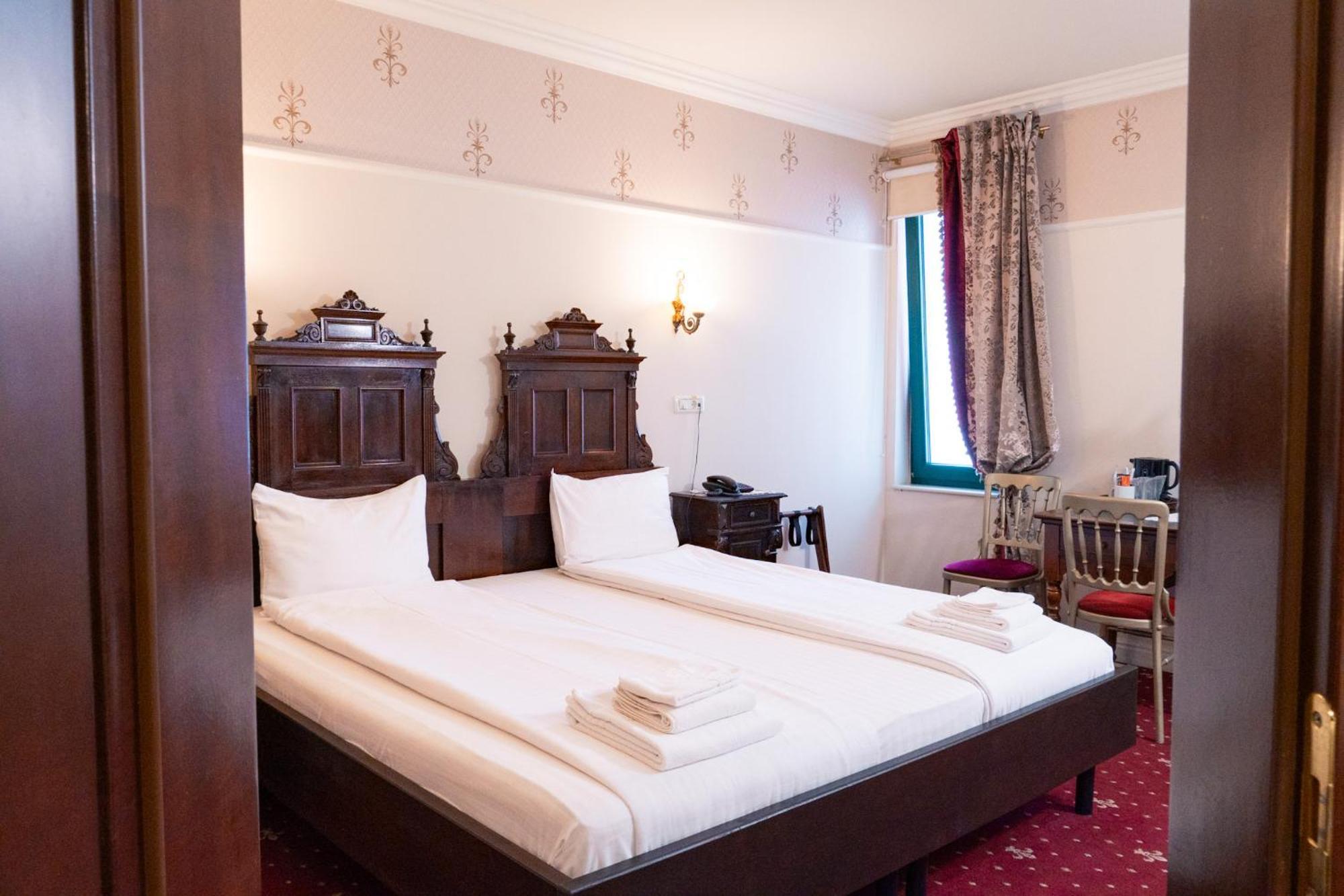 Casa Del Sole Boutique Hotel Timisoara Exterior photo